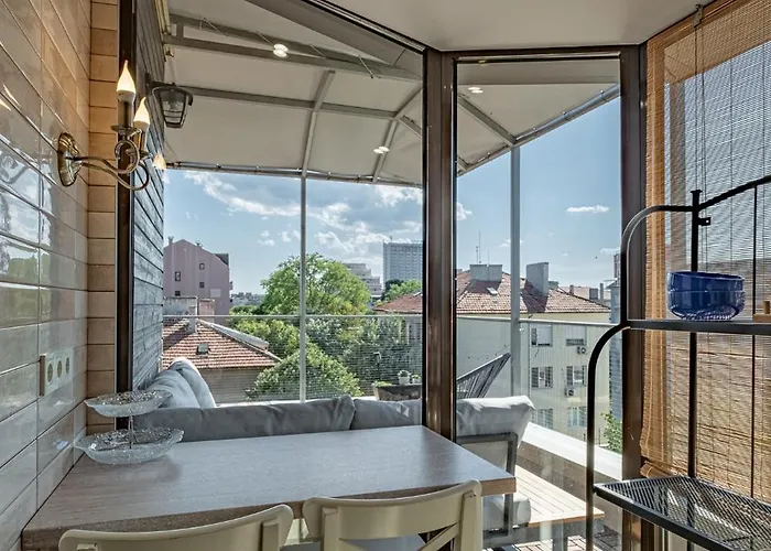 Historic Place With Paid Parking