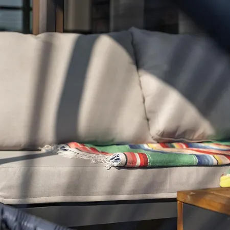 Historic Place With Paid Parking Apartment *