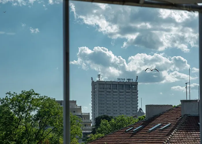 Historic Place With Paid Parking Apartament